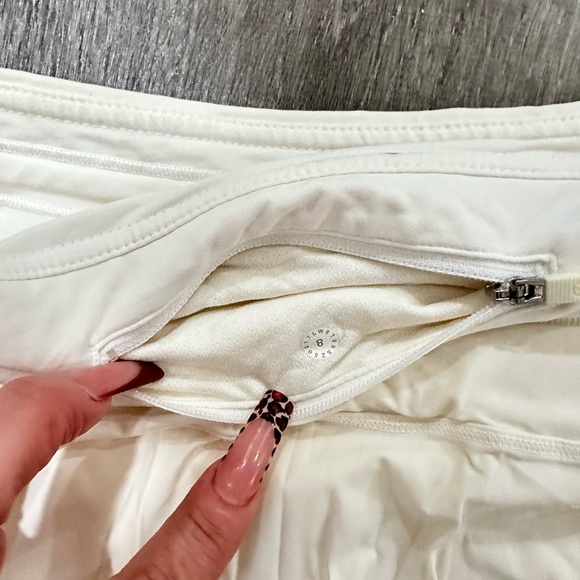 lululemon athletica Cream Skirt - Picture 6 of 6